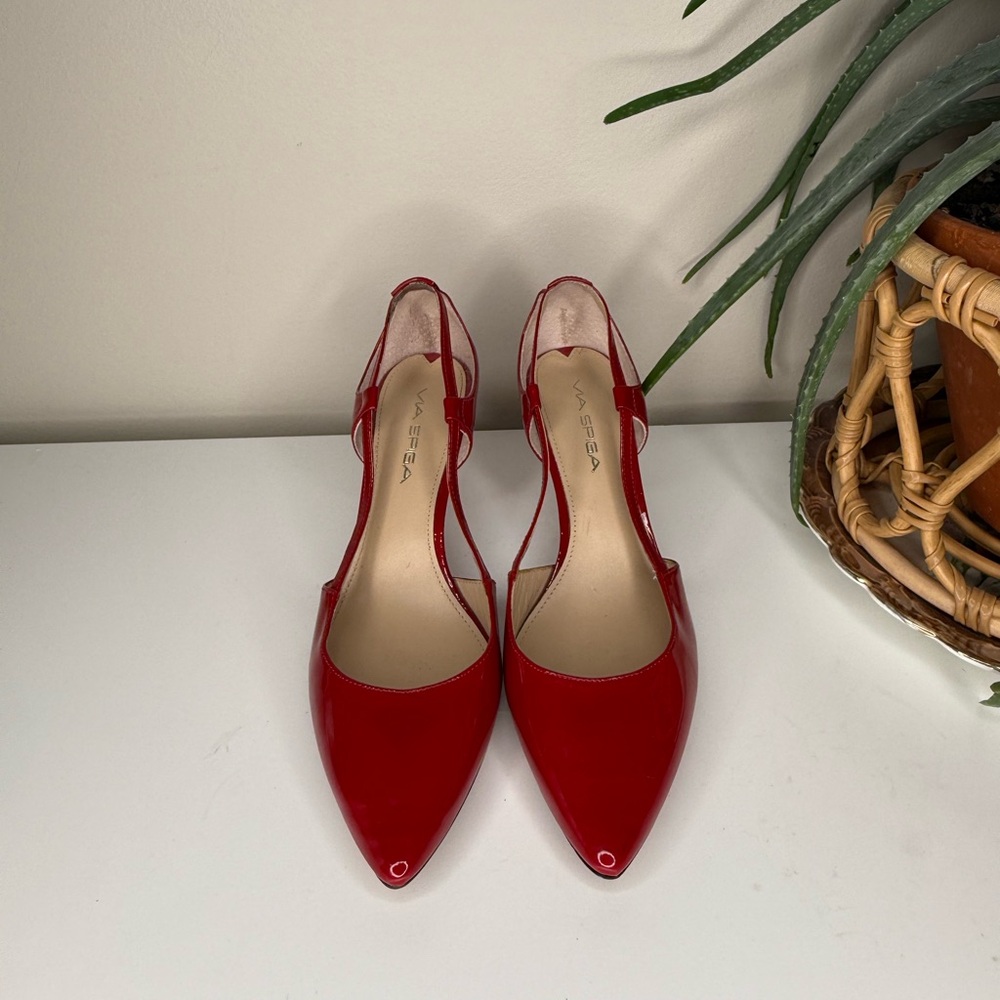 Via Spiga Red Patent Leather Slingback Kitten Heels Pointed Toe Pumps 7.5 - Picture 5 of 12